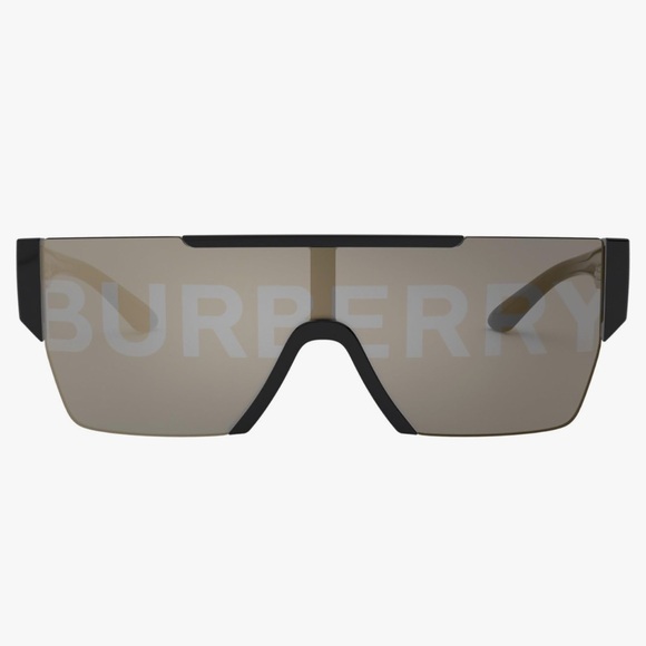 New Burberry sunglasses - Picture 1 of 5